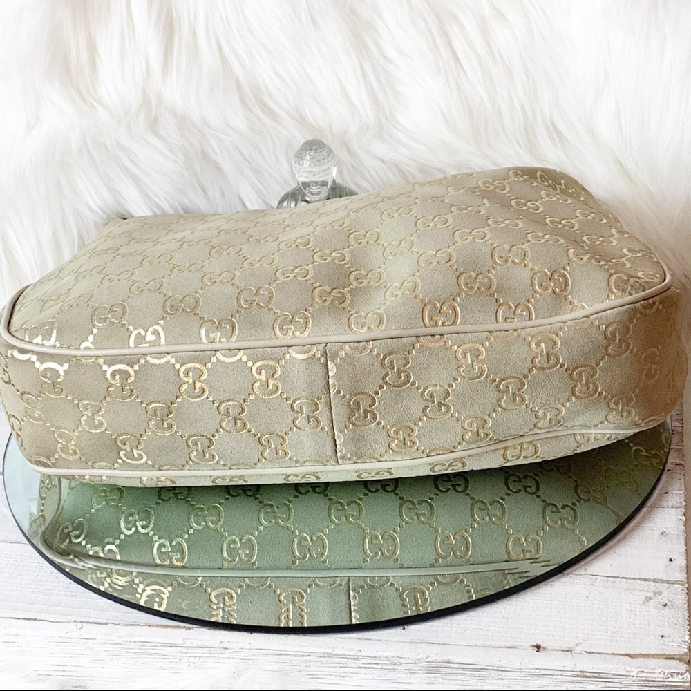 Gucci | Charmy Hobo Leather Bag LIKE NEW CONDITION - Picture 4 of 8